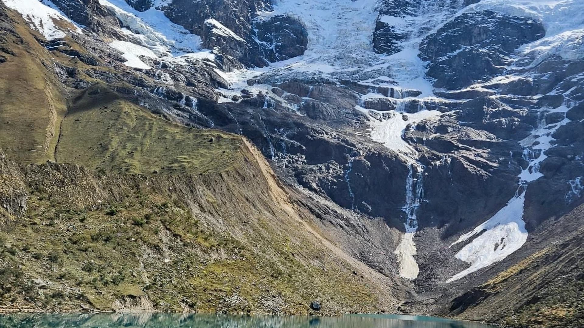 Reflejo de la laguna Humantay