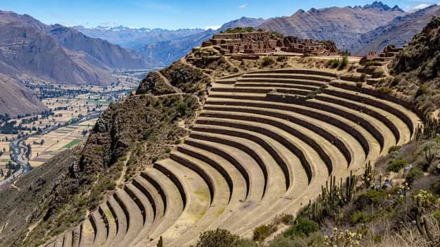 Pisac, Sacsayhuamán, Qenqo, Puca Pucara y Tambomachay en un solo día